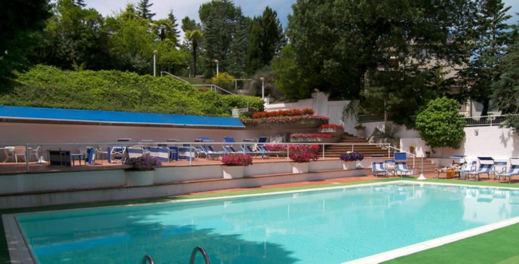 Hotel Moderno Chianciano Terme Ngoại thất bức ảnh